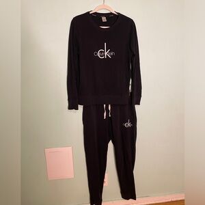 Calvin Klein Matching Sweat Set
